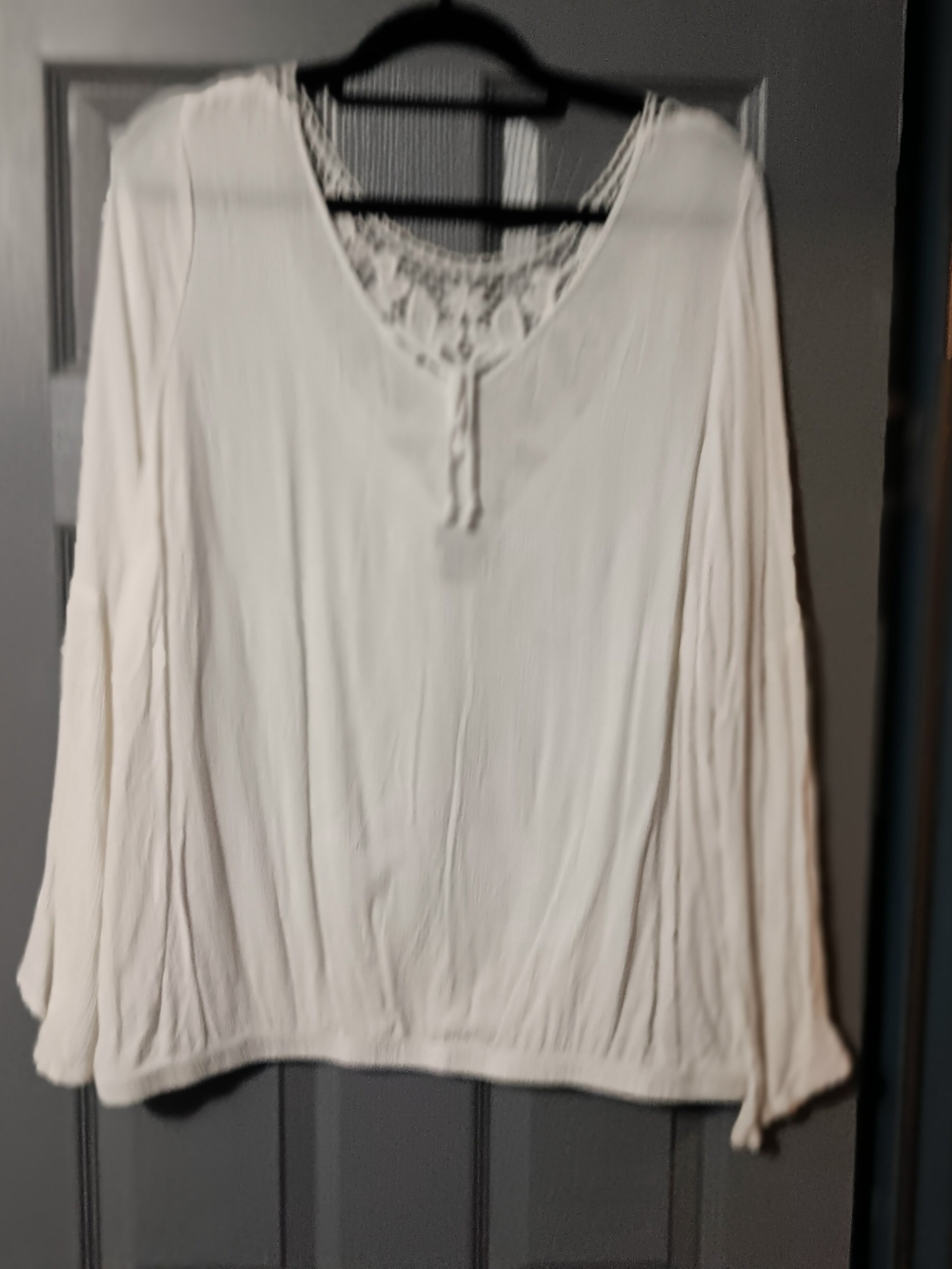 torrid White Lace-Trim V-Neck Long Sleeve Tunic